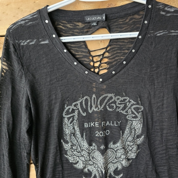 LACULTURE Sturgis Bike Rally 2010 Rhinestone Long Sleeve Cut Out Shirt Womens XL - Picture 3 of 7